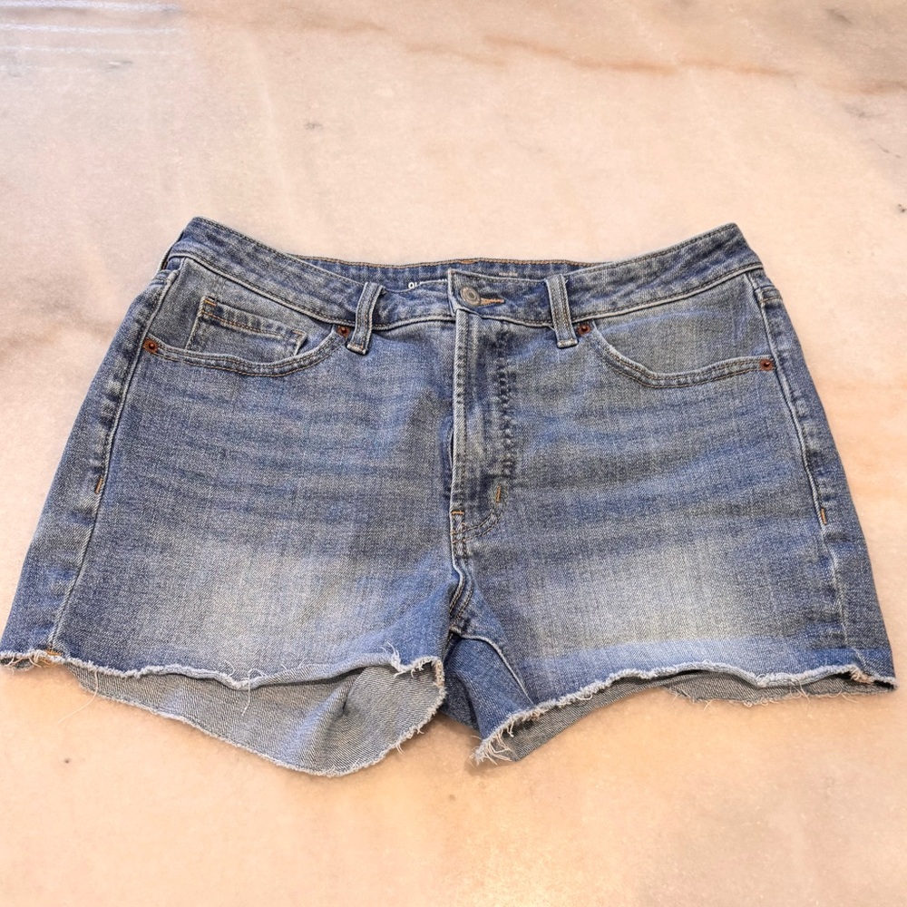 Bundle of 5 Pairs Old Navy High Rise Denim Shorts, Size 12 - Picture 4 of 7